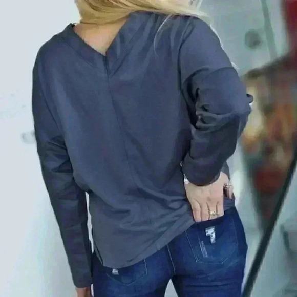 CASUAL DOLLZ Lace Front Top - Blue - Picture 4 of 4